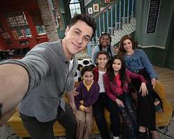少年魔法師：後繼者 第二季(Wizards Beyond Waverly Place Season 2)